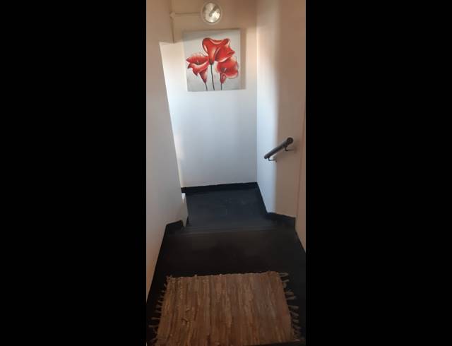 2 bed property to rent in OCEAN VIEW